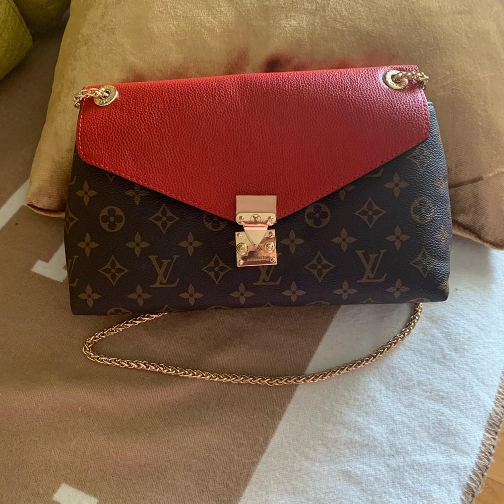 ✨Louis Vuitton hand bag✨